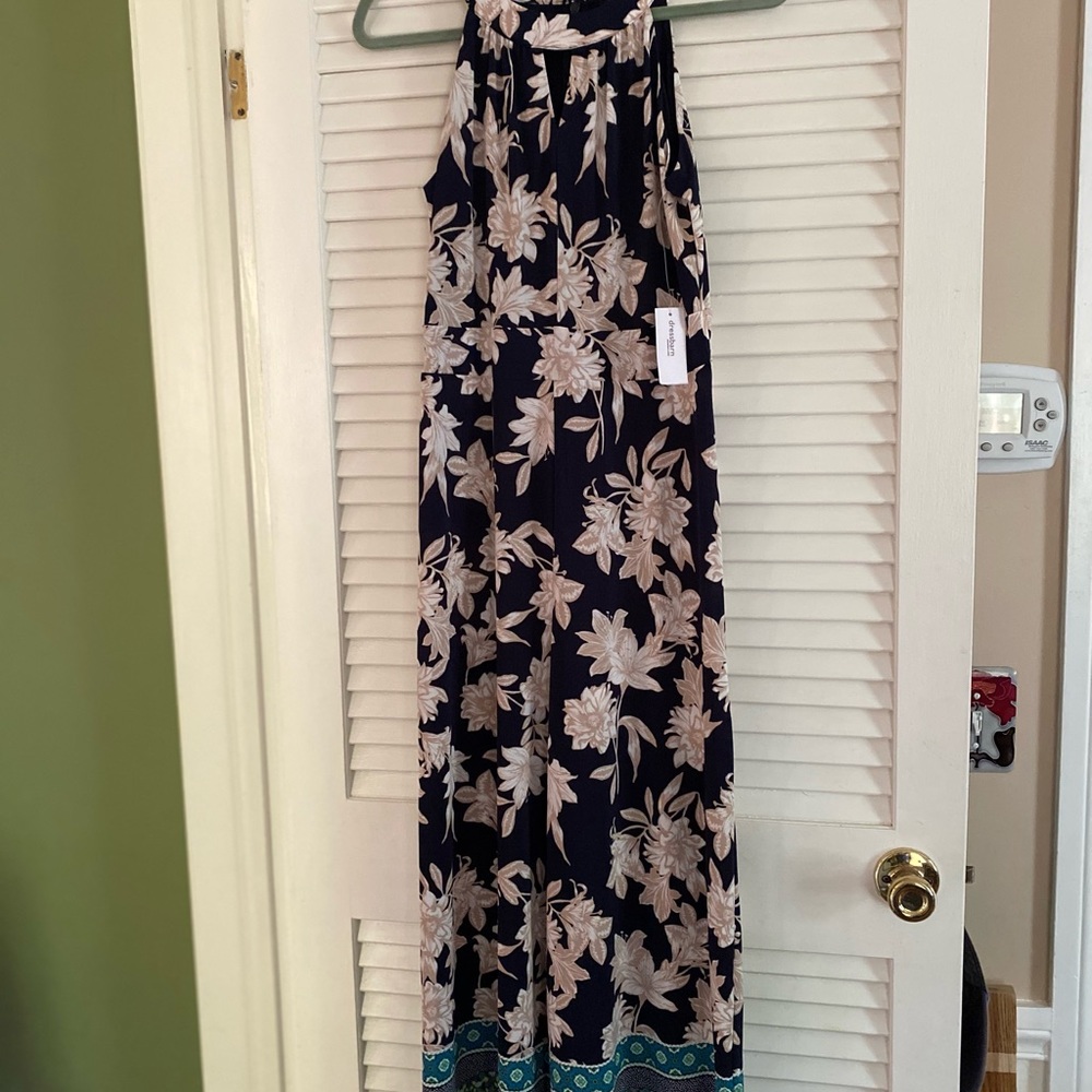Dressbarn Roz & Ali Halter Jumpsuit - Picture 3 of 4